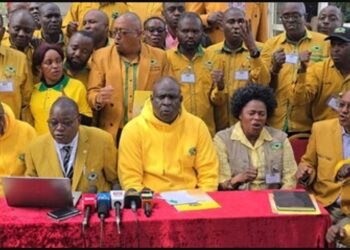 Teachers strike over SHA medical cover